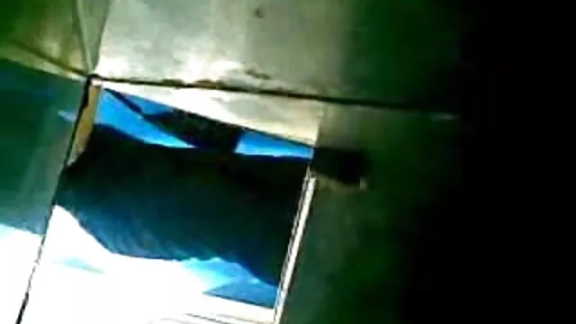 Լեսբիներ խաղ մազոտ մայրը եւ որդին սեքս երկու մեծ