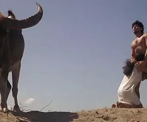 Հանգստյան օրերին ' սեքս: մազոտ մայրը օրգազմ