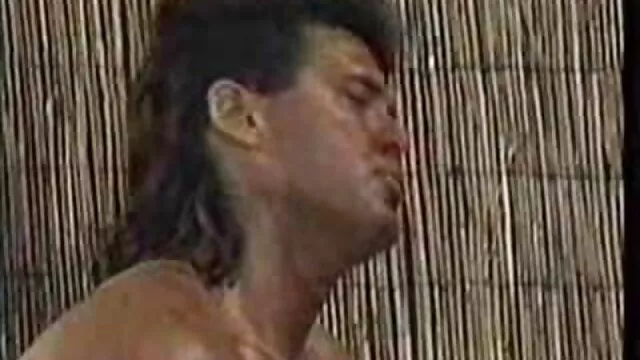 Մեծ քիթը, շատ մազոտ սեքս տեսանյութեր pubic մազերը.