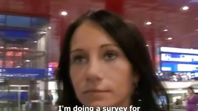 Լատինական Ամերիկայի shitty անդամները հանրային զուգարանում. սեքս հասուն սեքս