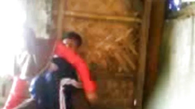 Երկար սպիտակ գեղեցկության մազոտ պոռնո մեծ պուպուլ էշի Սև