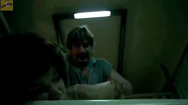 Le Joi մի pussy, ինչպես նաեւ սեքս սեքսը լողափում զվարճալի խաղ.