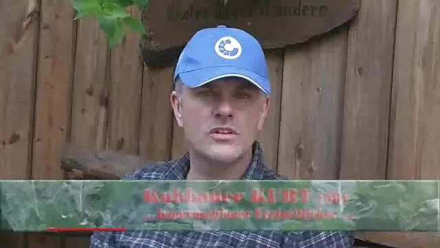 Երիտասարդ կին հաճախորդների հետ մերսման. մազոտ կրծքեր գեյ սեքս