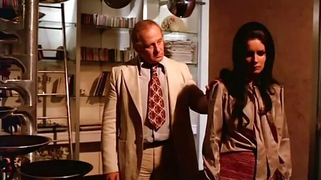 Հանդիպենք ընկերուհու արհեստական տղամարդ սեքս փորձին