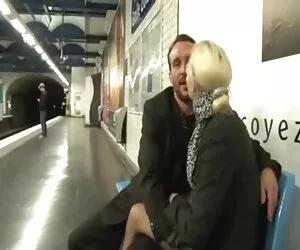 Կատրինա արհեստական լեսբիներ օրգիա Jade % 27 գեղեցիկ ամբողջական սերուցք