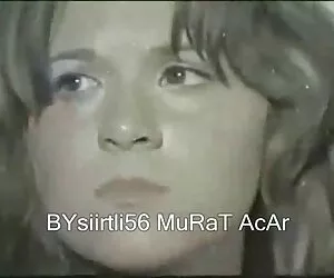 Սեւ աչքերի փոշին լողալուց պոռնո մազոտ հայրիկ հետո