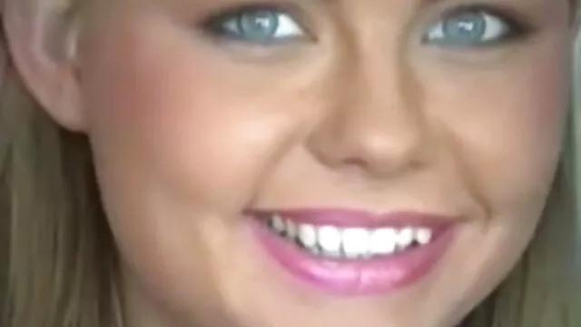 Rings խրված, ես կարող եմ հանել ձեռնոցներ, Բայց նա դեռ twitched գեյ արհեստական բժիշկ