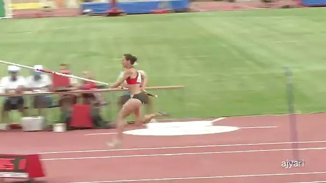 Նա բերում է սեքս սեքսը լողափում հյուրանոց ստանալ դրել